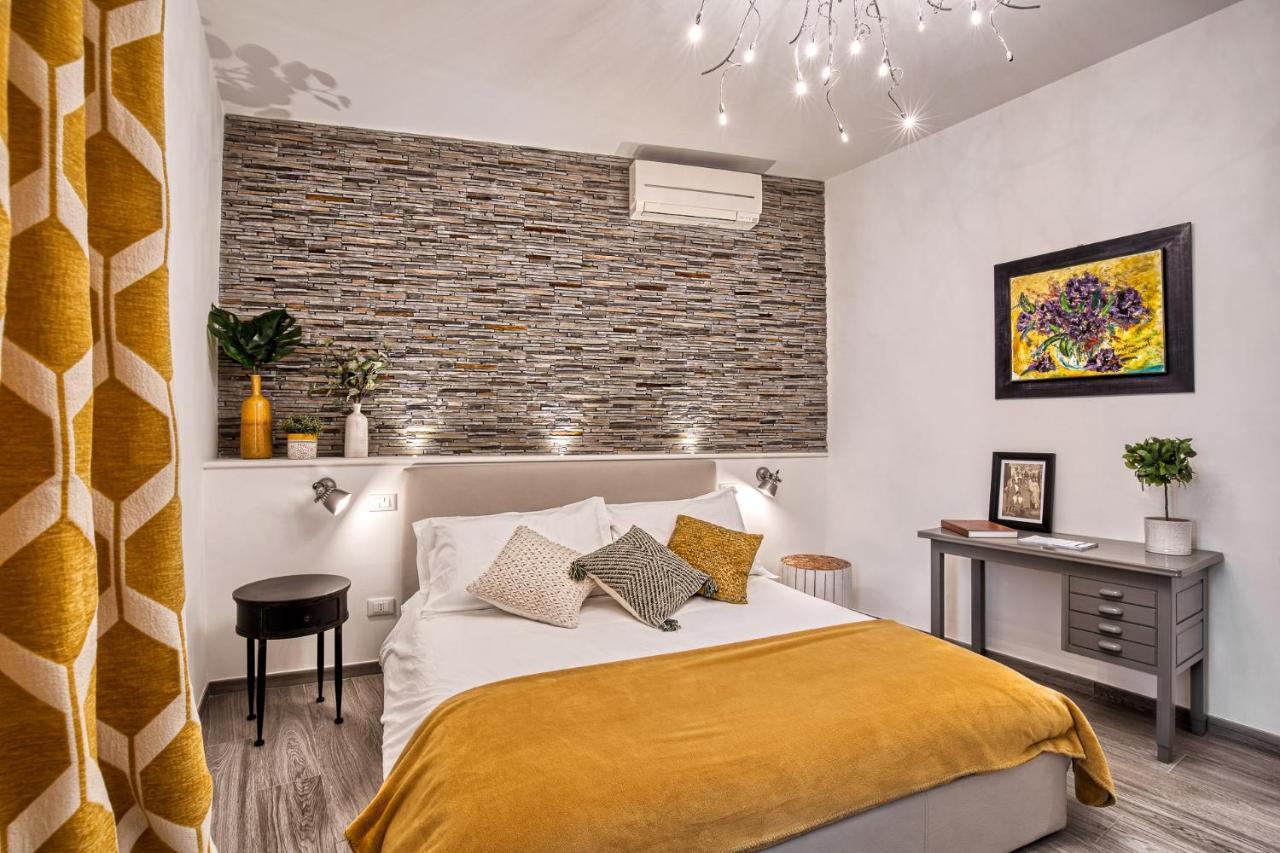 Casa Checca Appartamenti Per Vacanze Caprarola Exteriör bild