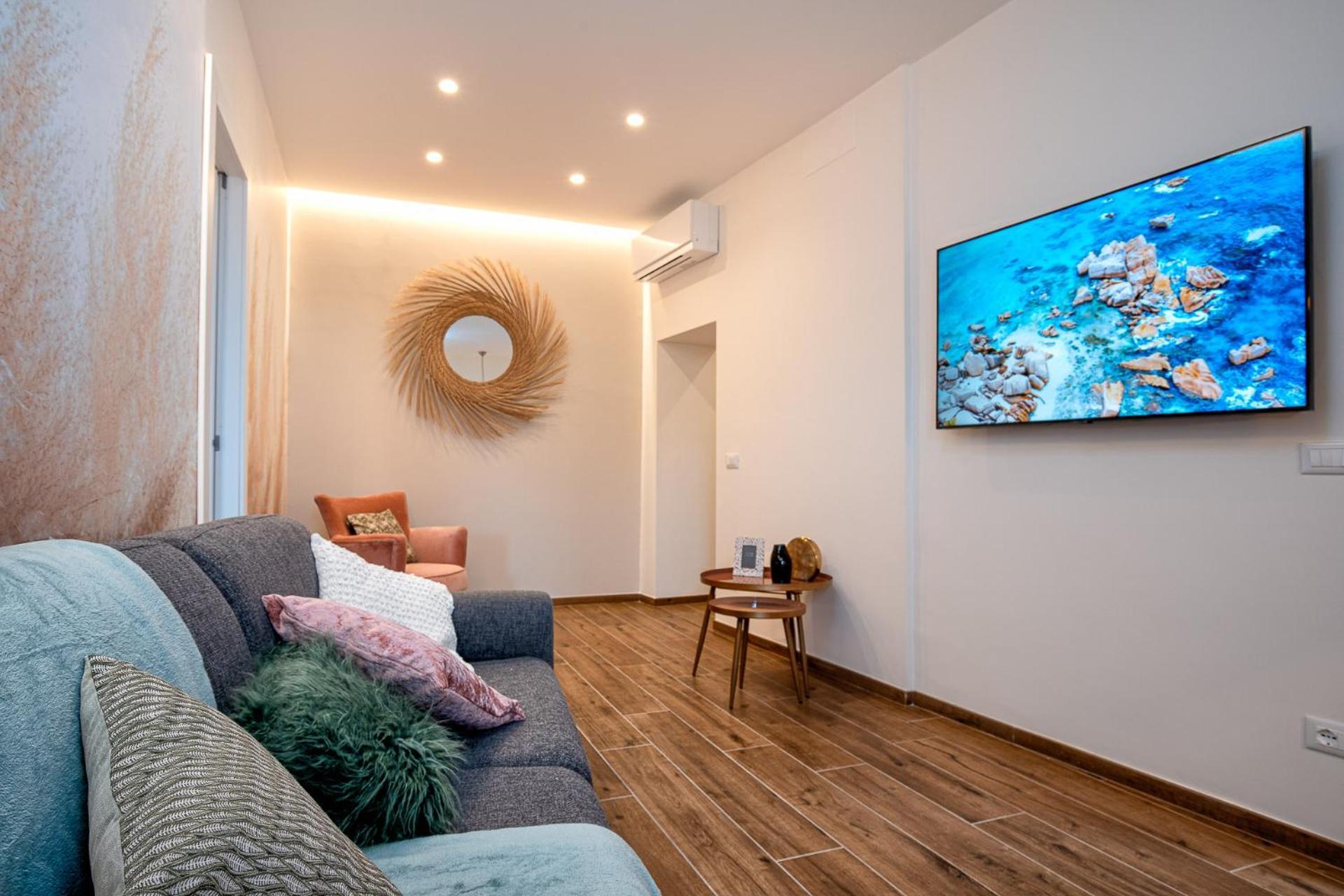 Casa Checca Appartamenti Per Vacanze Caprarola Exteriör bild